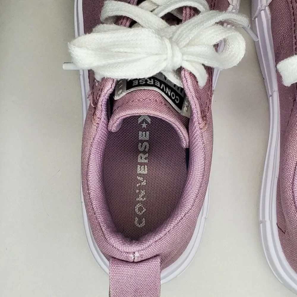 Converse Pink Youth Chuck Taylor Cruise Ox Trainers Size 2 Youth